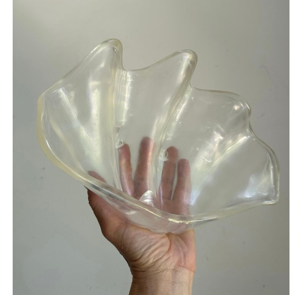 Vintage Clear Acrylic Lucite Plastic Clam Shell catch all Footed Bowl bathroom
